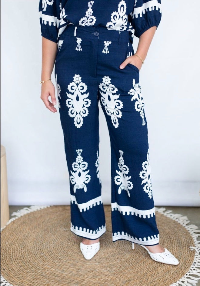 Filigree Border Pants - Navy