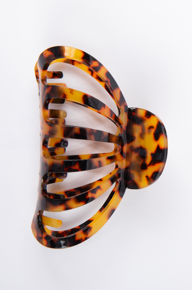 Clam Hair Claw - Amber Animal