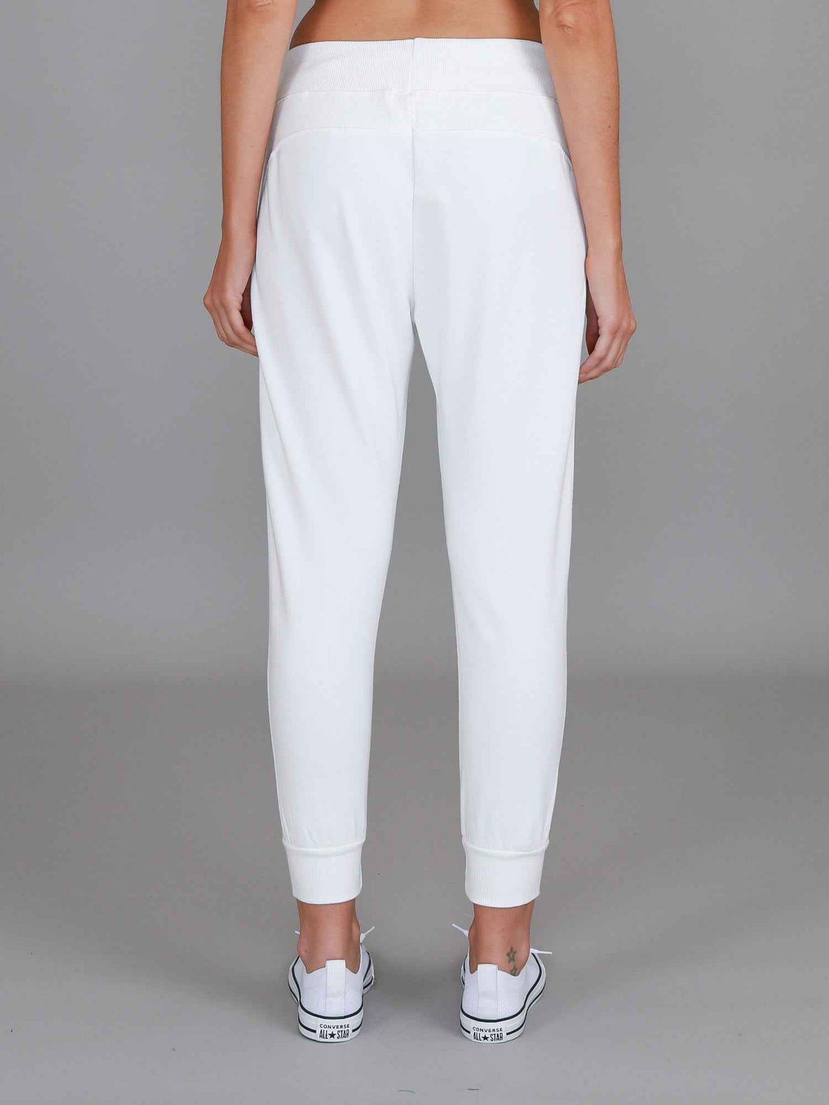Byron Jogger - White