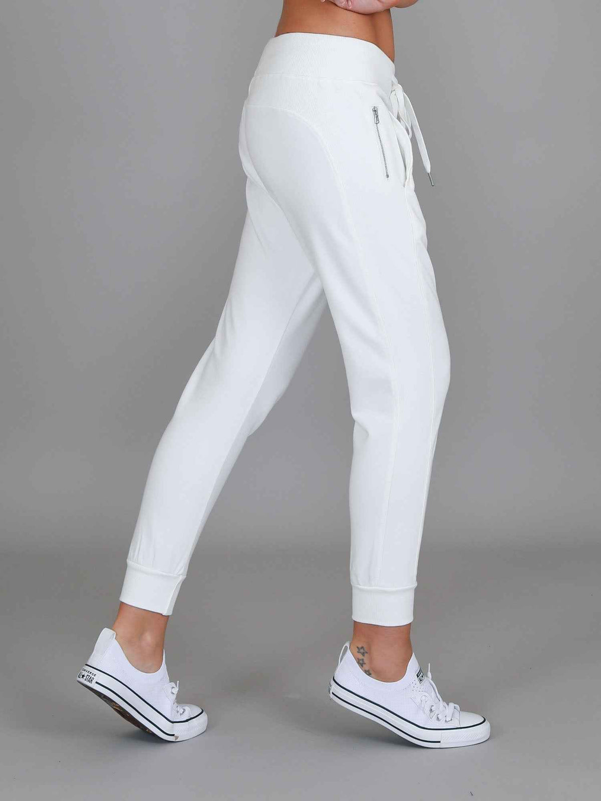 Byron Jogger - White