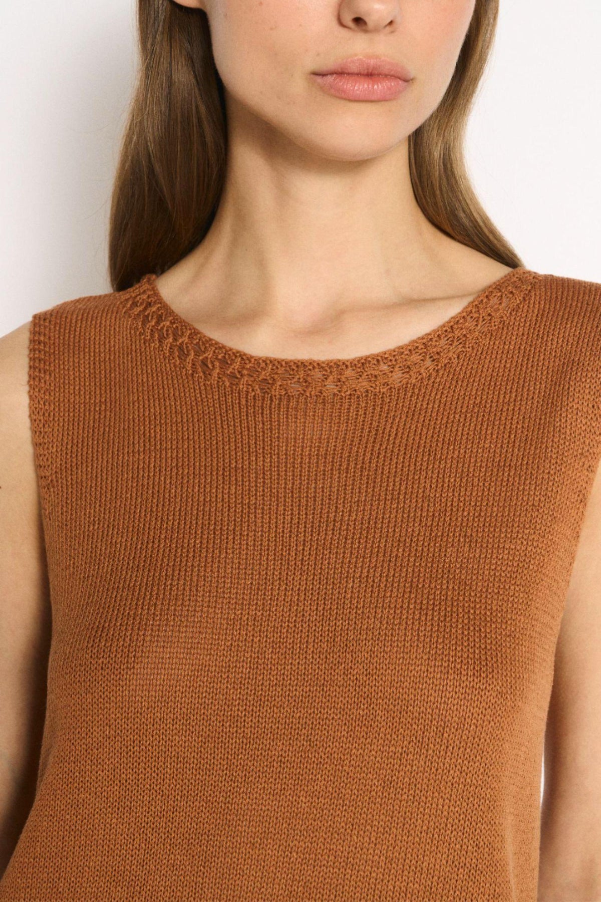 Little Lies Olivia Trim Tank in Terracotta close-up of the knitted trim neckline