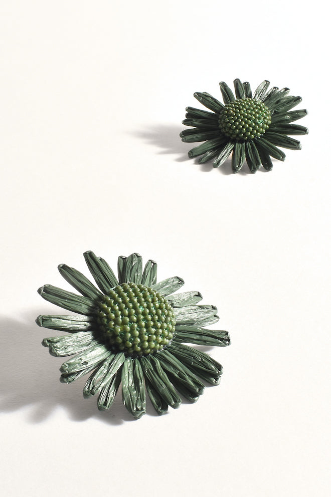 Large Daisy Stud Earrings - Olive