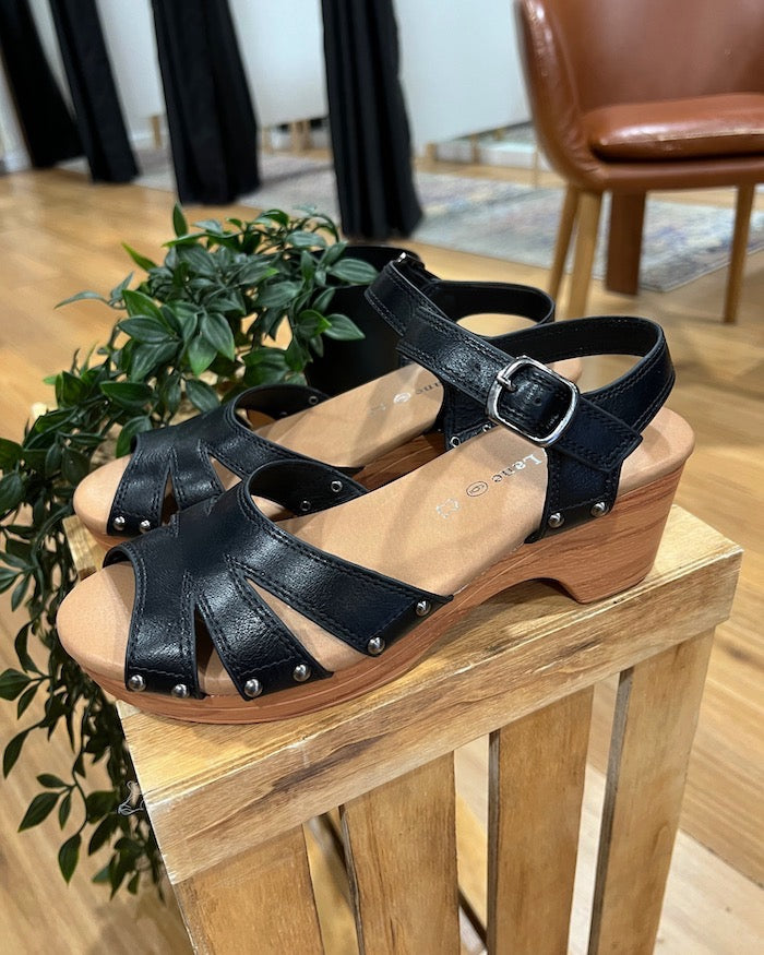 Dutchy Heels - Black