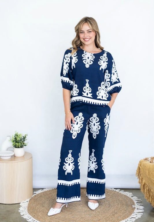 Filigree Border Pants - Navy