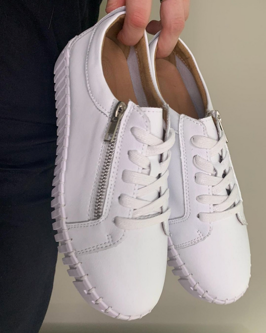 Medusa Sneaker - White