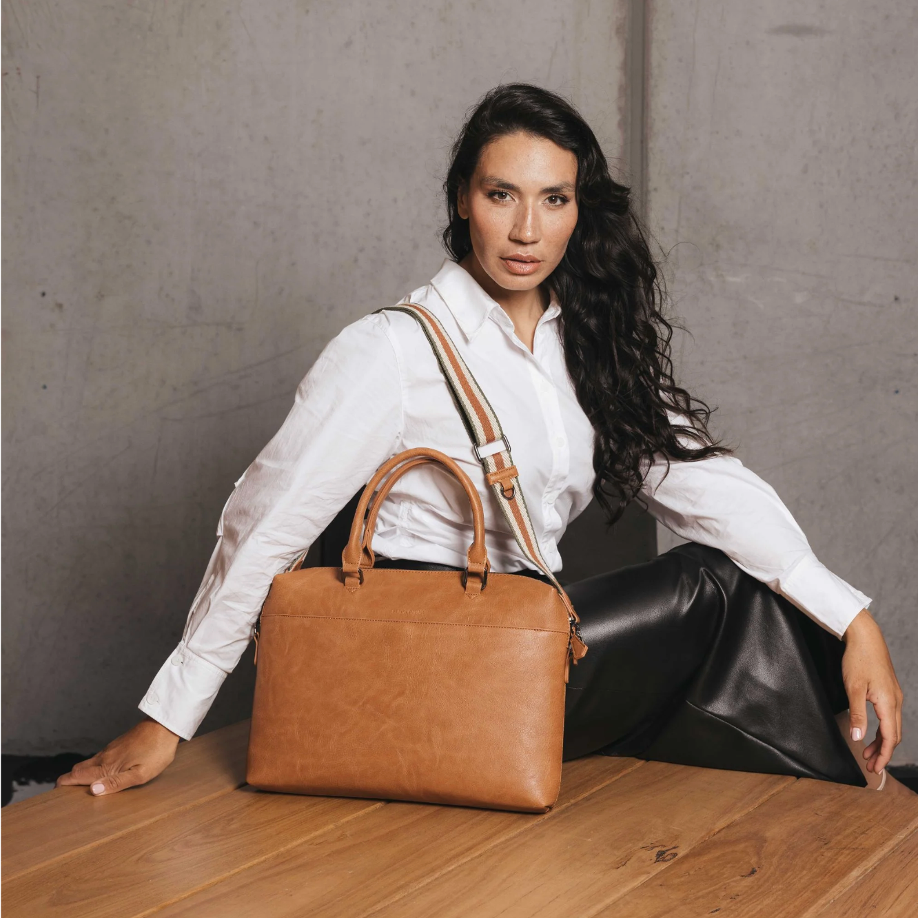 Roma Computer Bag - Tan
