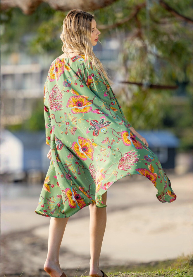 Posey Print Kimono