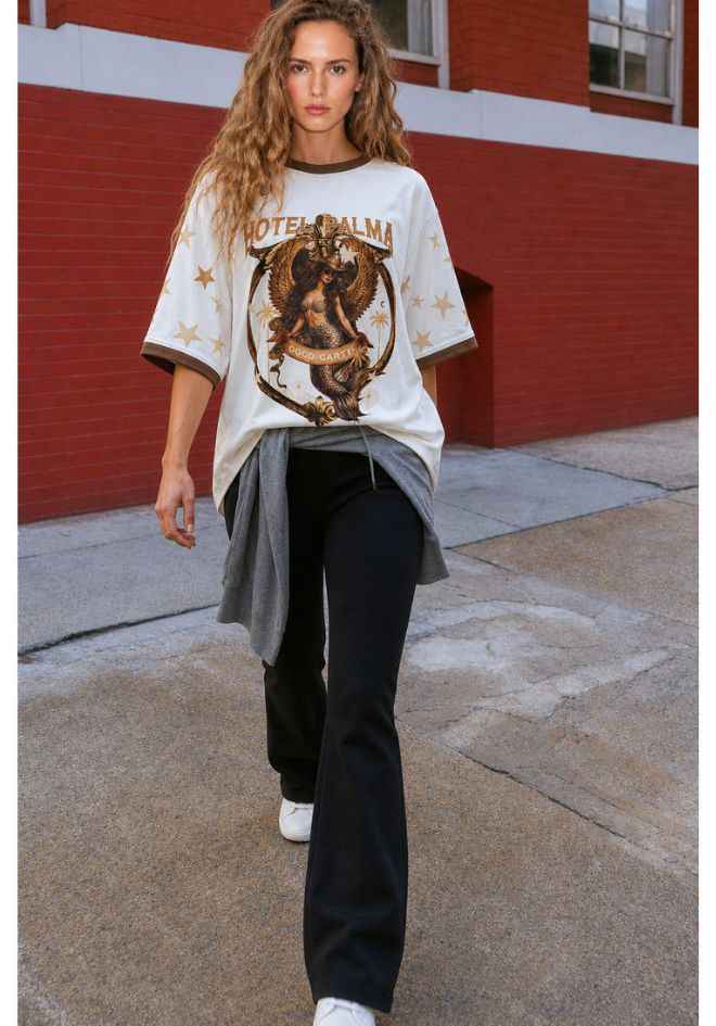 Hotel Palma Tee - White