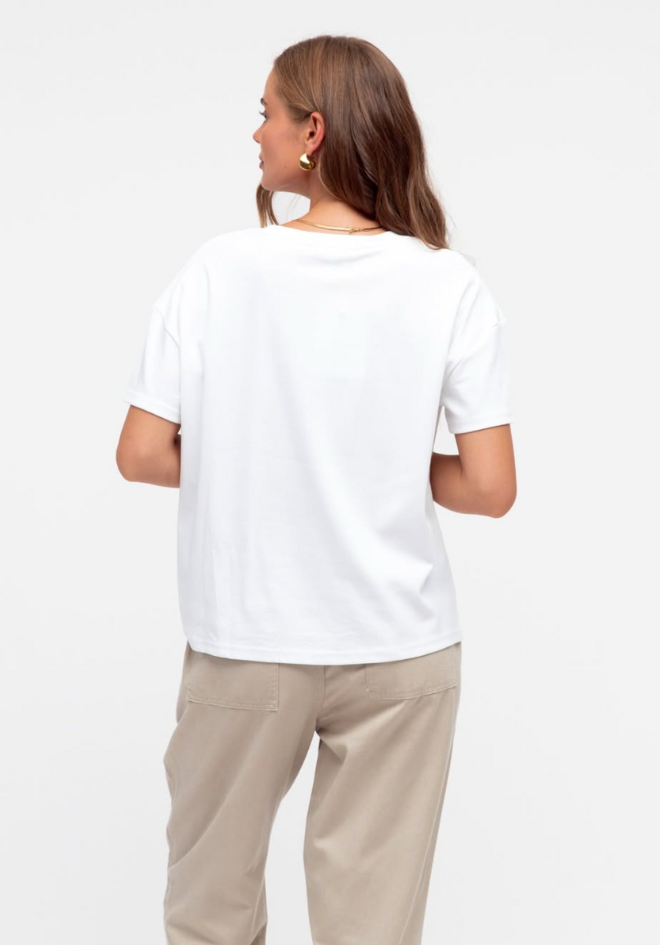 Easy Tuck Tee